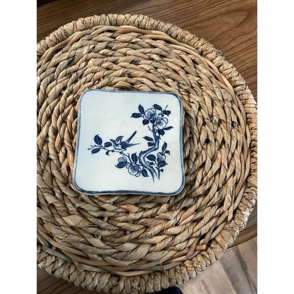 Vintage Otagiri Japan Asian Blue White Trinket Dish Set of 2 Porcelain Floral - Picture 7 of 9